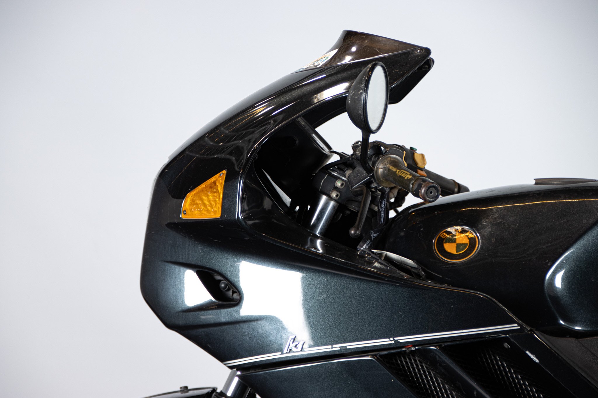BMW K1 