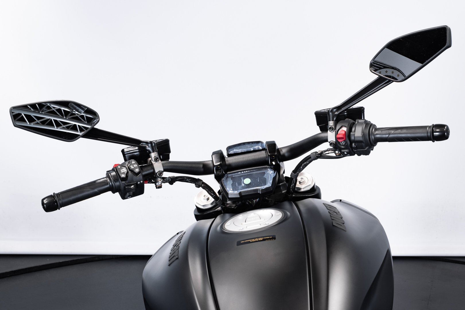 Ducati DUCATI DIAVEL 1260 (KM 0) 