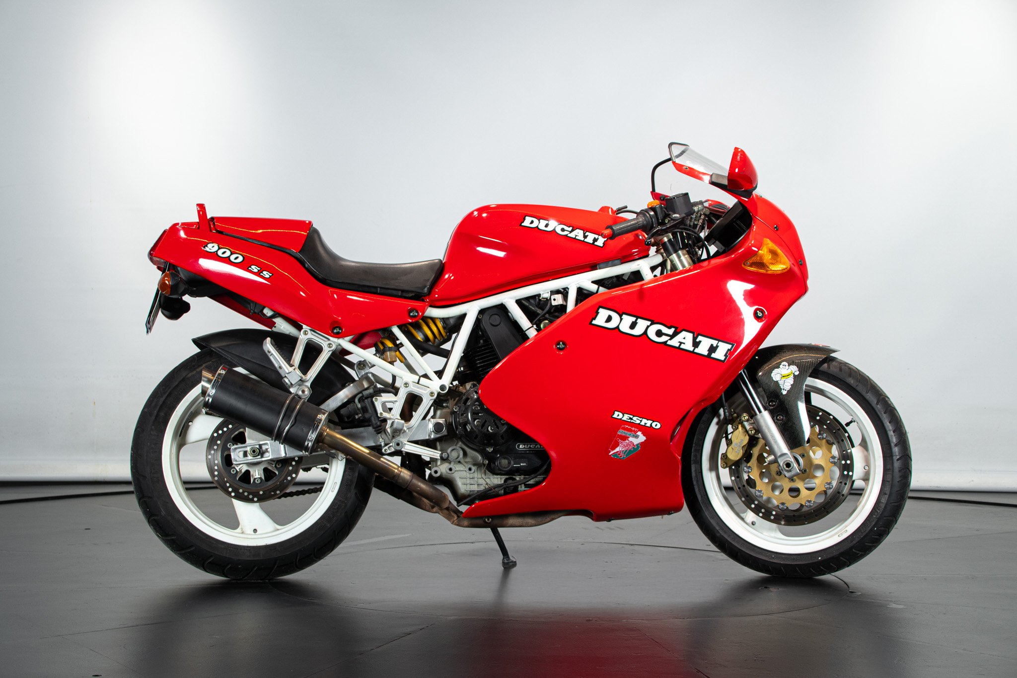 Ducati 900 SS 