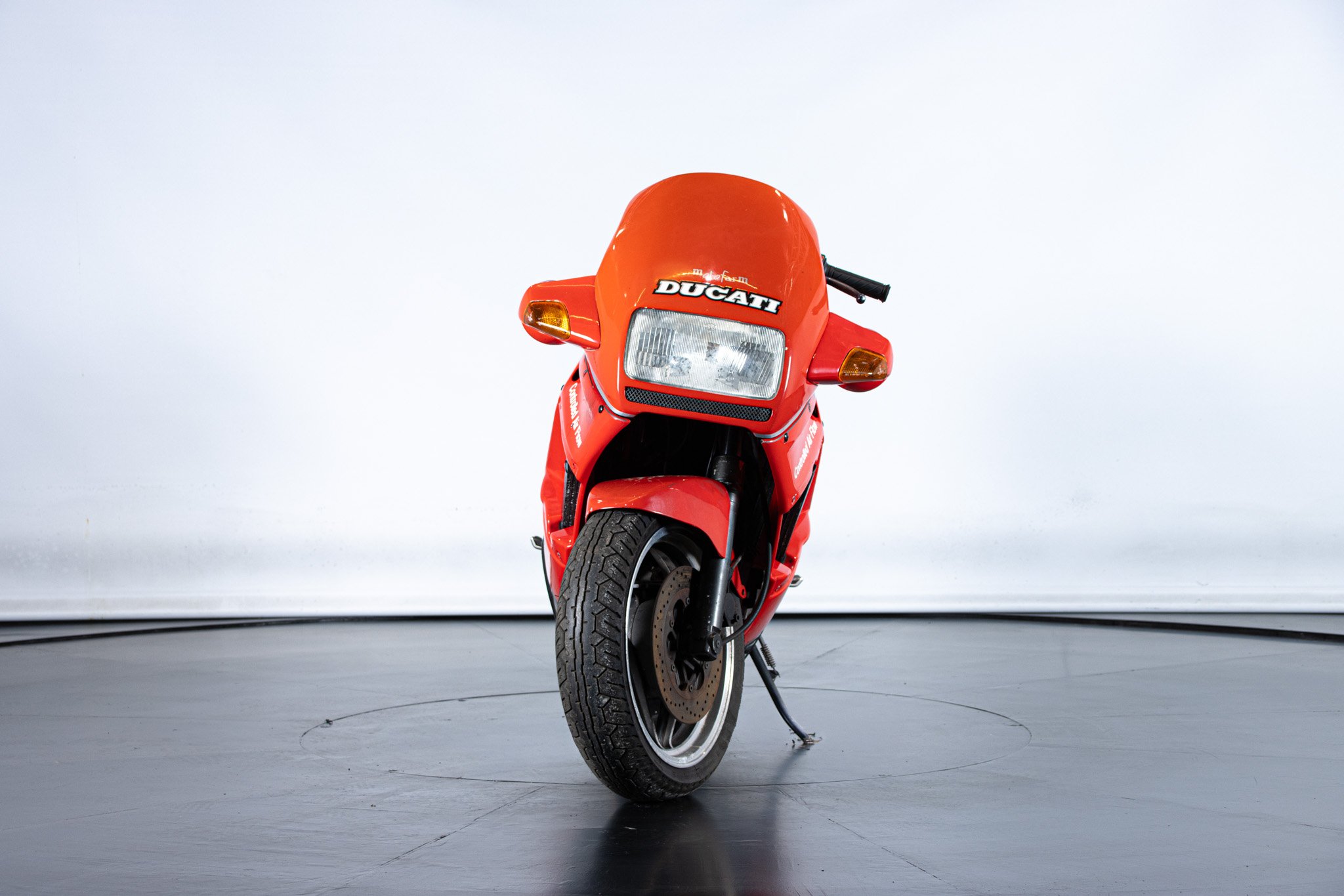 Ducati PASO 750 