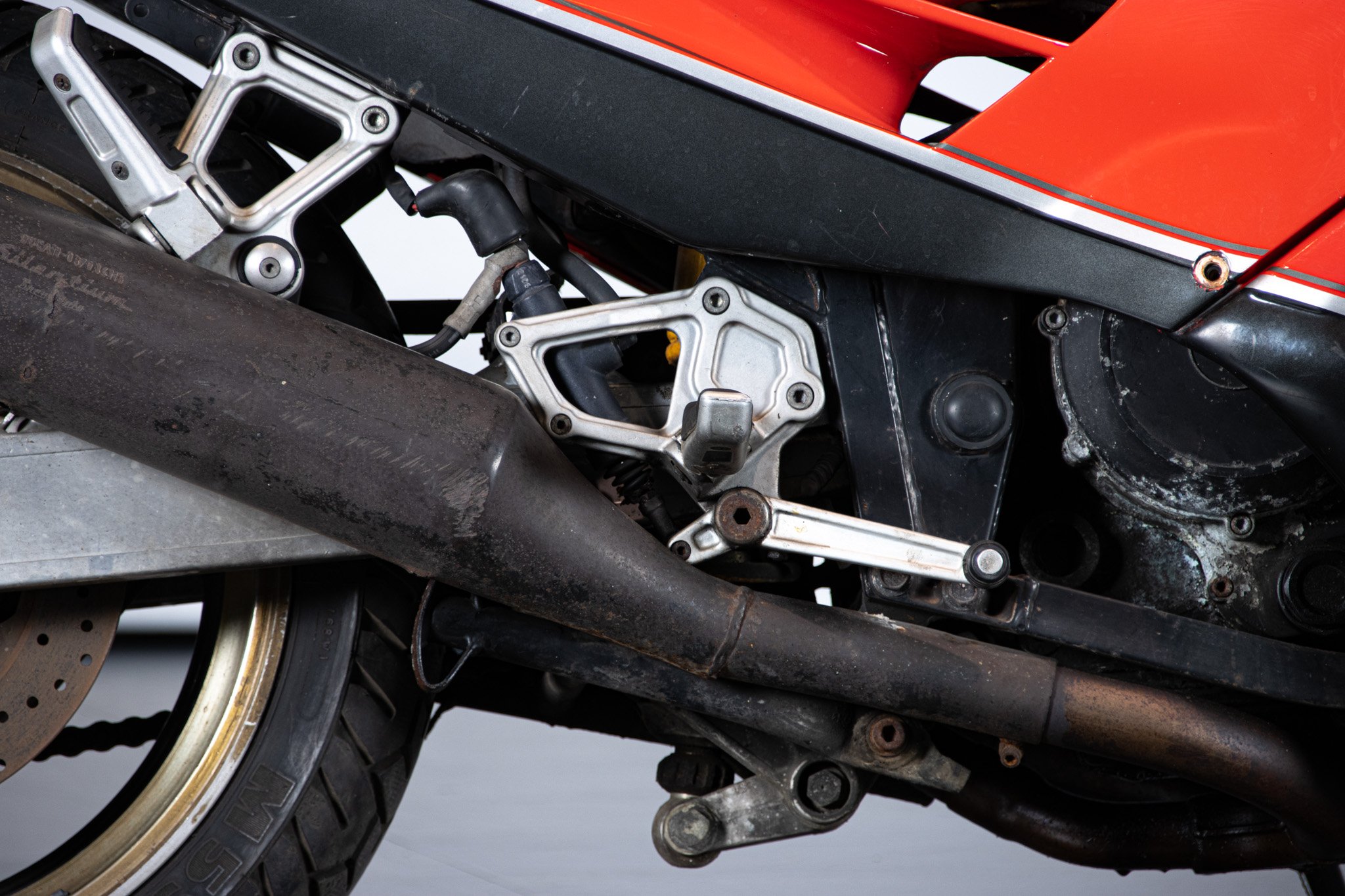 Ducati PASO 750 