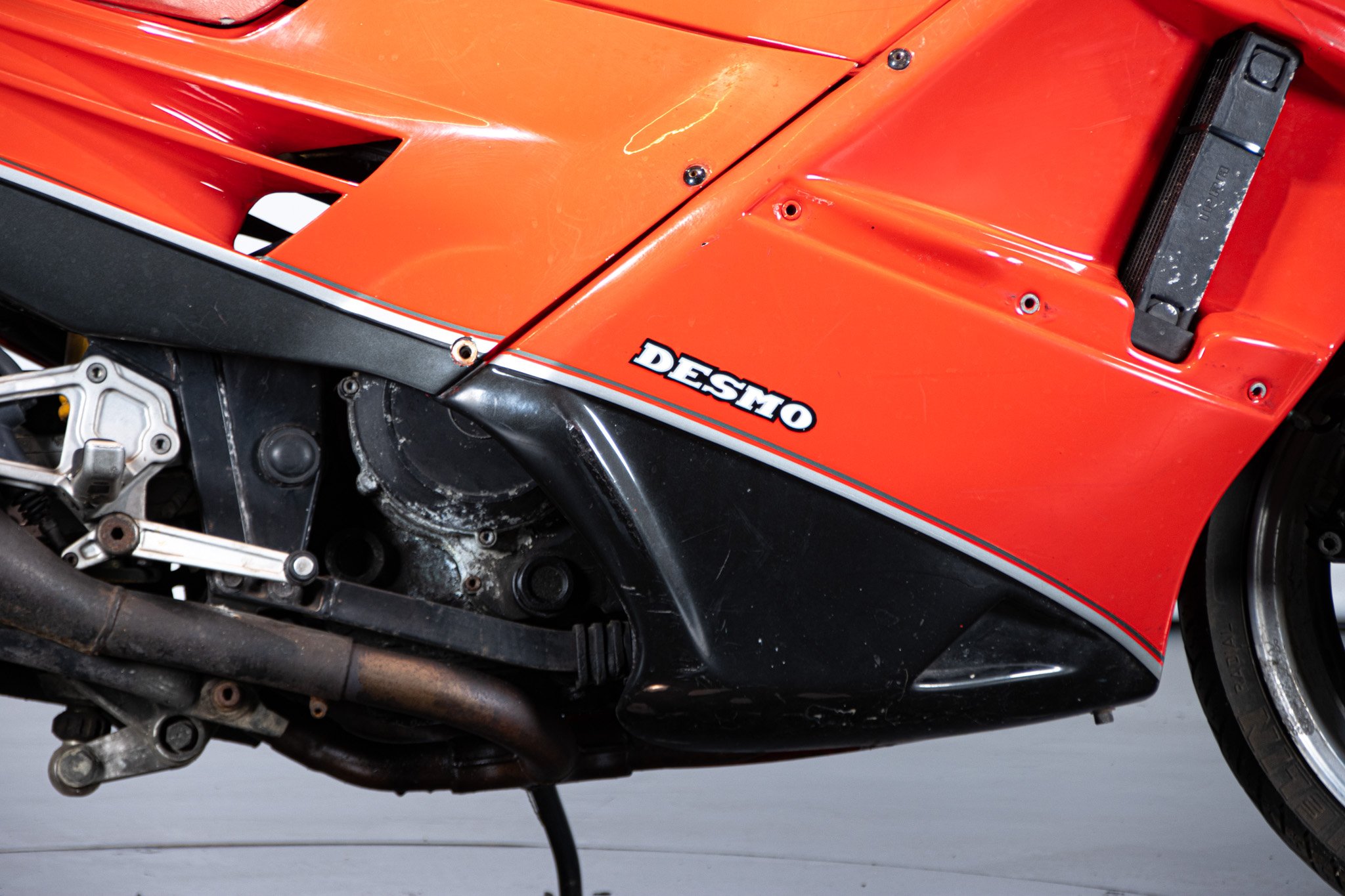 Ducati PASO 750 