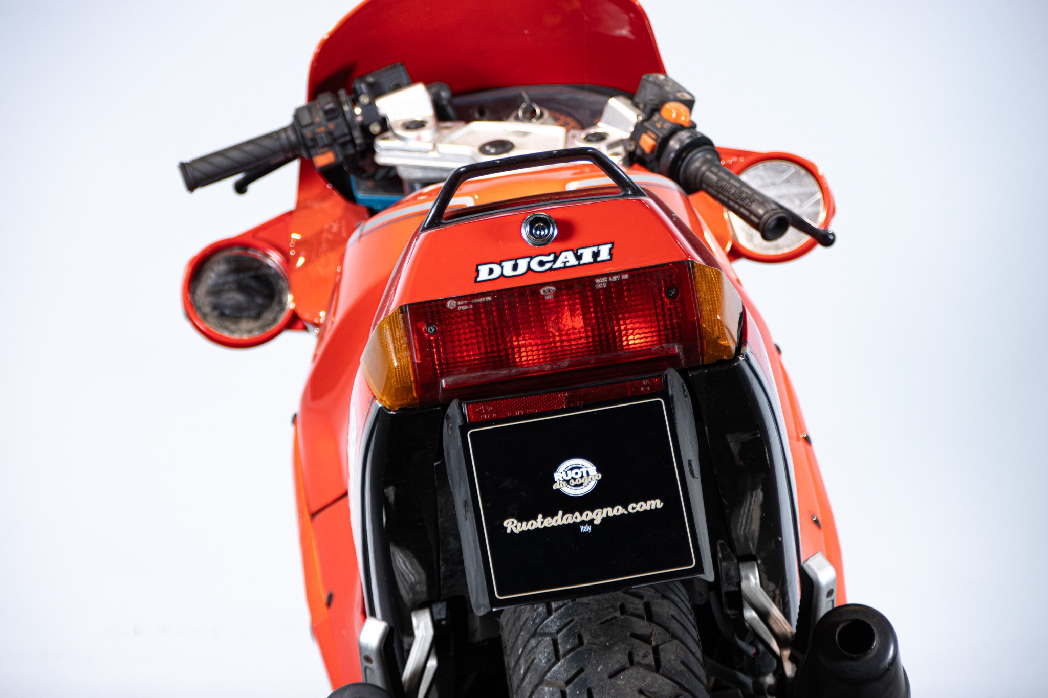 Ducati PASO 750 