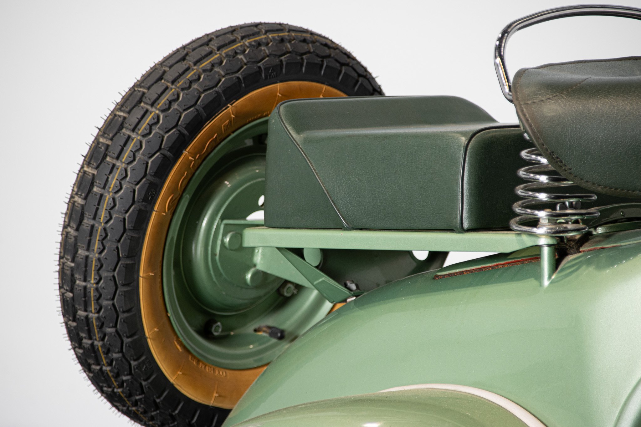 Piaggio PIAGGIO VESPA V31T \"FARO BASSO\" 