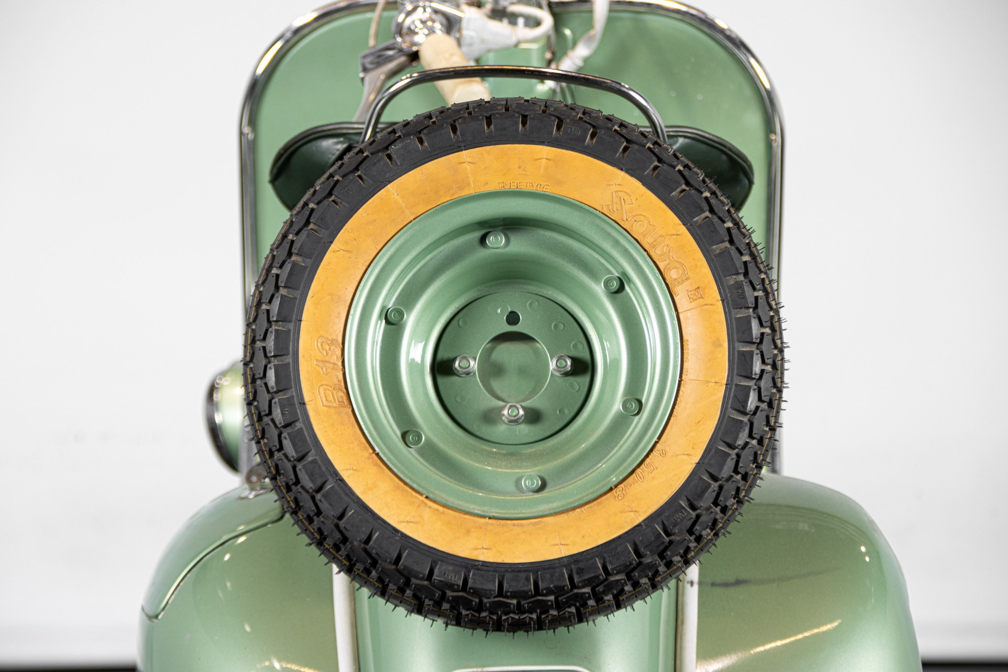 Piaggio PIAGGIO VESPA V31T \"FARO BASSO\" 