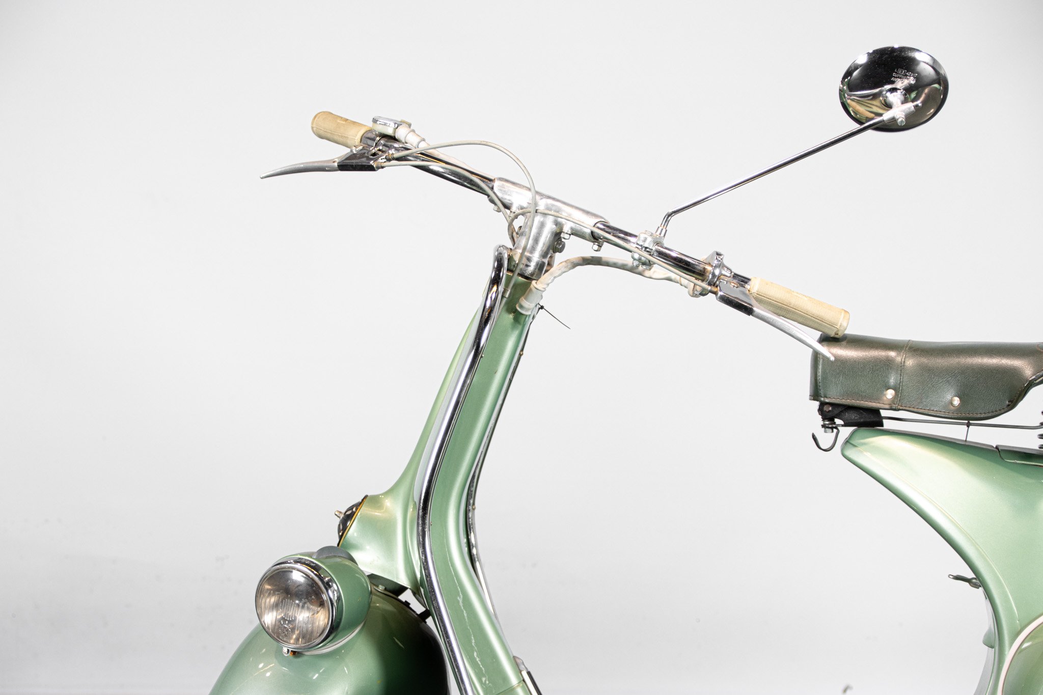 Piaggio PIAGGIO VESPA V31T \"FARO BASSO\" 