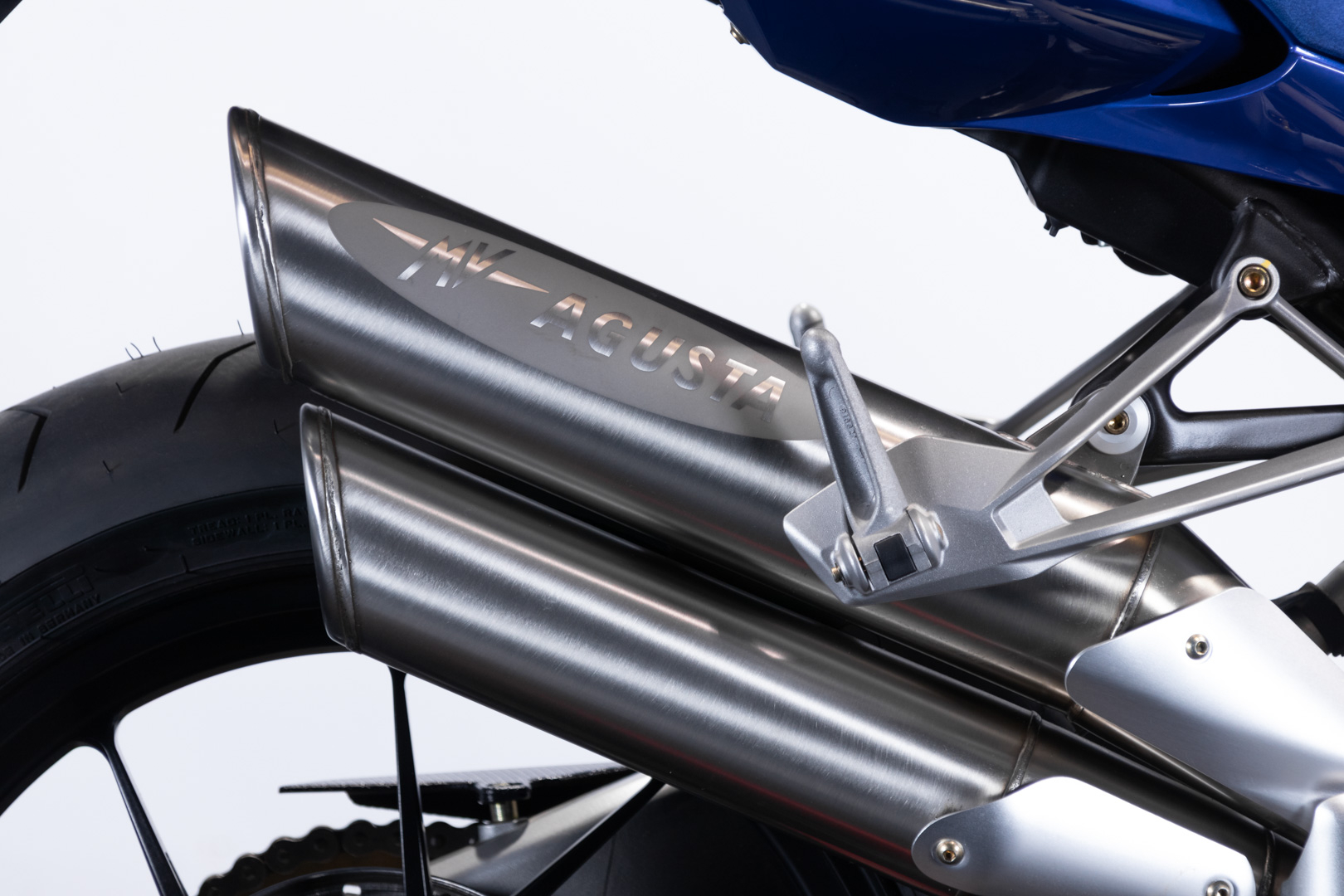 MV Agusta BRUTALE 910 R WORLD CHAMPION    