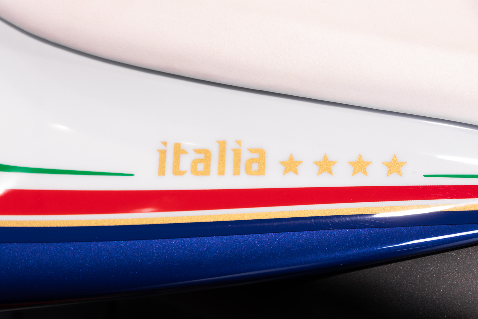 MV Agusta BRUTALE 910 R WORLD CHAMPION    
