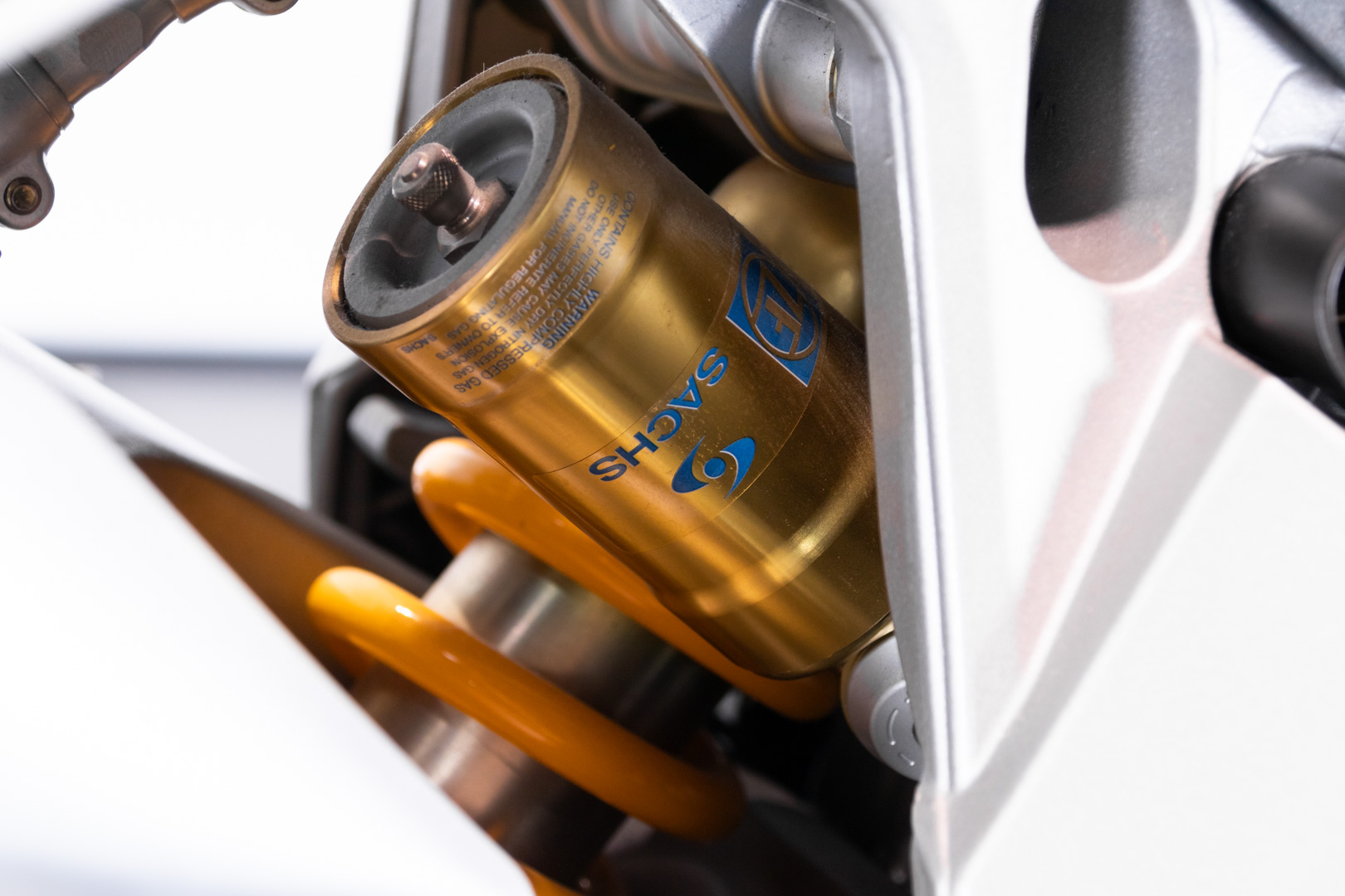 MV Agusta BRUTALE 910 R WORLD CHAMPION    