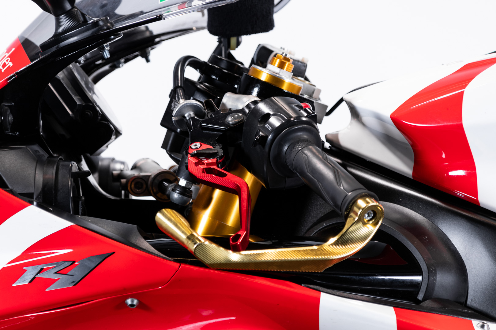 Yamaha R1 10° ANNIVERSARIO N° 61\\500 