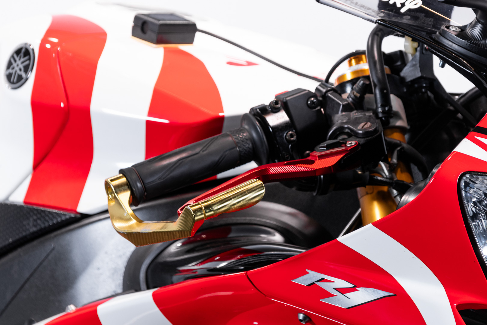 Yamaha R1 10° ANNIVERSARIO N° 61\\500 