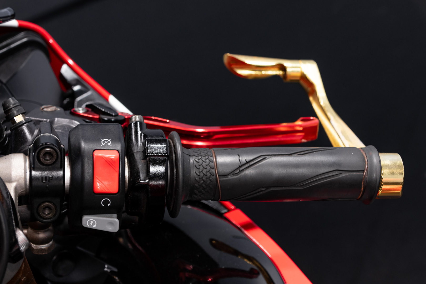Yamaha R1 10° ANNIVERSARIO N° 61\\500 