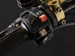Ducati MONSTER 900 
