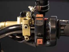 Ducati MONSTER 900 