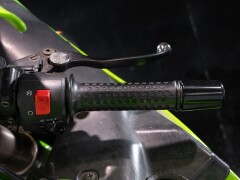 Kawasaki ZX-7R 