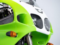 Kawasaki ZX-7R 