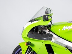 Kawasaki ZX-7R 