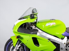 Kawasaki ZX-7R 