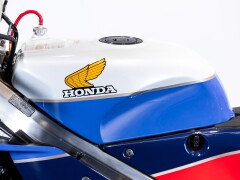 Honda VFR 750 r (RC 30) 