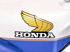 Honda VFR 750 r (RC 30) 