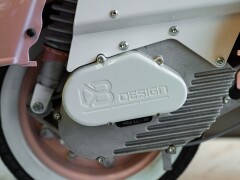 Piaggio VESPA 50 SPECIAL FRAGOLINA DB DESIGN 