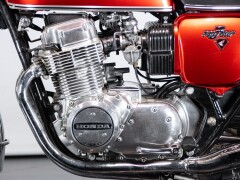 Honda CB 750 FOUR 