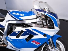 Suzuki 750 GSXR  