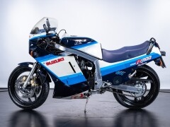 Suzuki GSXR 1100    