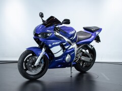 Yamaha R6 