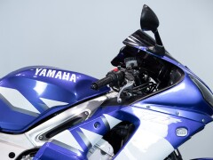 Yamaha R6 