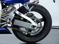 Yamaha R6 